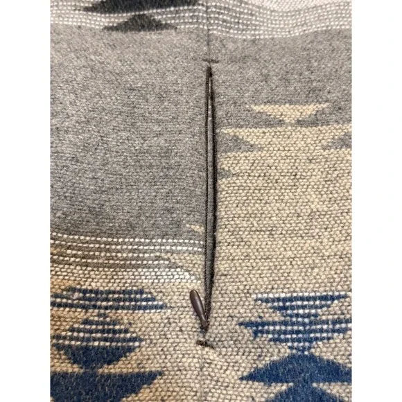 Vintage Aztec Wool Vest Pull Over-Size M Outback Trading Co. Western Wear Aztec - Picture 13 of 14